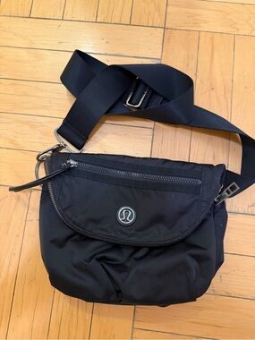 lululemon everywhere belt bag parachute 1L (Neo Mint) LULULEMON Clear Everywhere Belt Bag